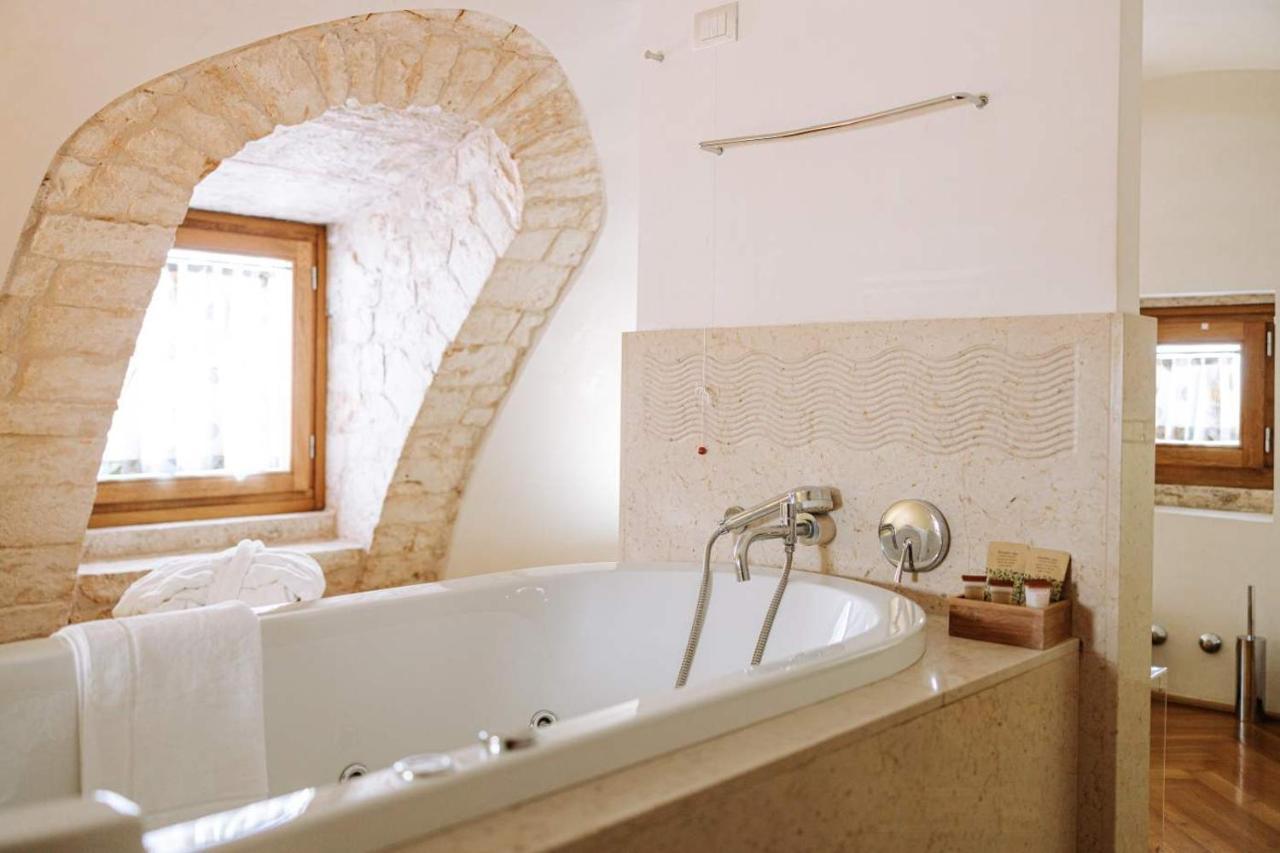 Santa Rosa Relais Hotel Noci Kültér fotó