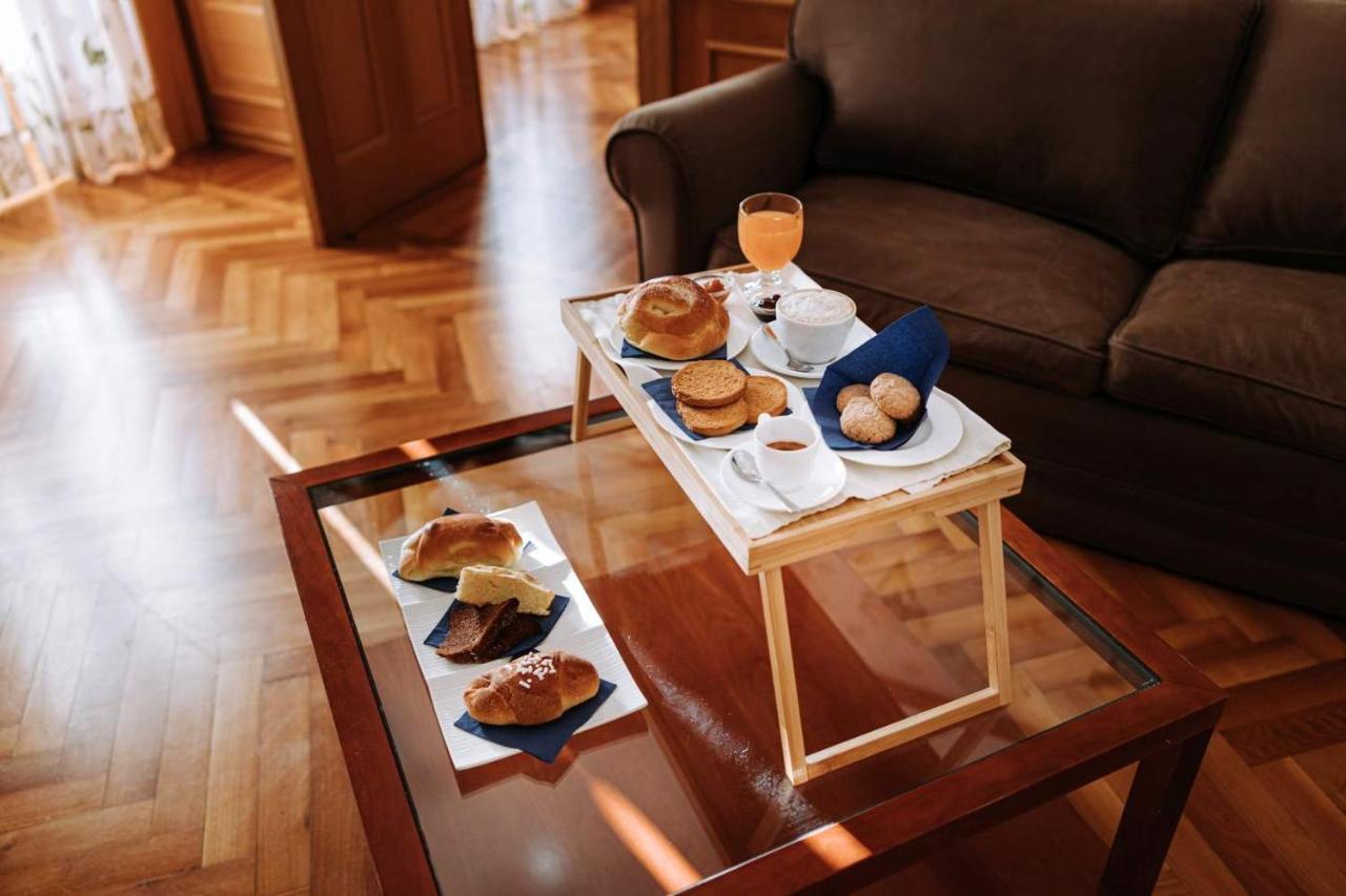 Santa Rosa Relais Hotel Noci Kültér fotó