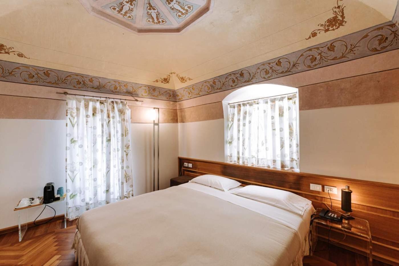Santa Rosa Relais Hotel Noci Kültér fotó